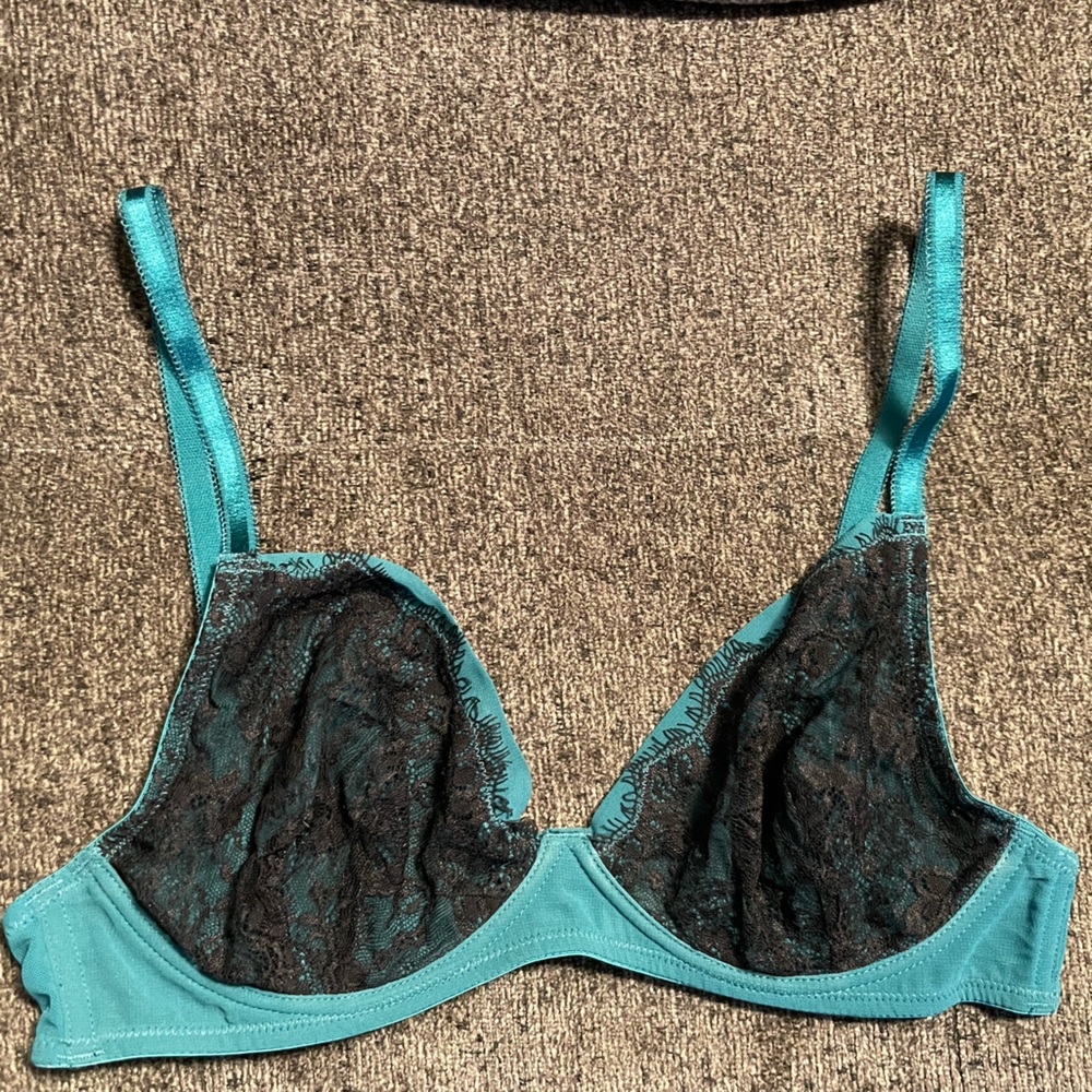 NWOT Free People Lace Bra 34C